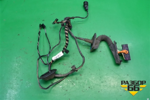 Проводка двери задней правой (5N0971694G) для Volkswagen Tiguan с 2011-2016г
