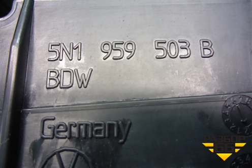Кронштейн (5N1959503B) для Volkswagen Tiguan с 2011-2016г