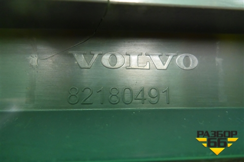 Накладка на решетку радиатора  (верхняя) (82177794) для Volvo  TRUCK FH с 2013-2019г