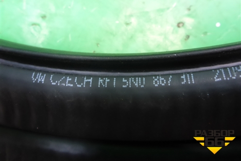 Уплотнитель двери (передней правой на кузов) (5N0867911) для Volkswagen Tiguan с 2011-2016г