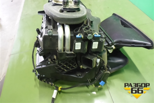 Корпус отопителя (5M1820003CE) для Volkswagen Tiguan с 2011-2016г