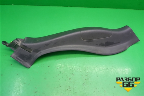 Обшивка стойки задняя нижняя правая (8200114429) для Renault Megane 2 с 2002-2009г