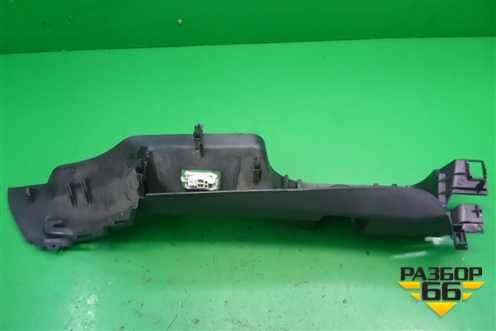 Держатель задней полки левый (8200232988) для Renault Megane 2 с 2002-2009г