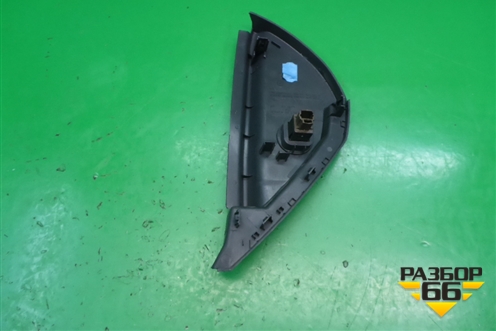Накладка на торпедо (боковая правая) (8200179045) для Renault Megane 2 с 2002-2009г