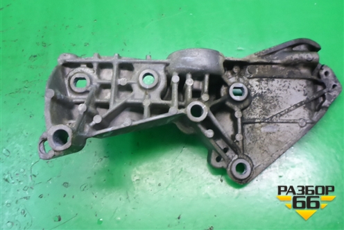 Кронштейн генератора (8200669494) для Renault Megane 2 с 2002-2009г