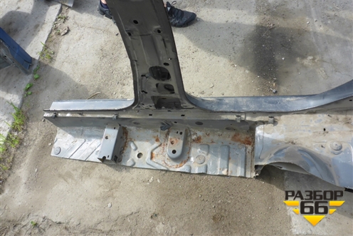 Порог со стойкой правый для Renault Megane 2 с 2002-2009г
