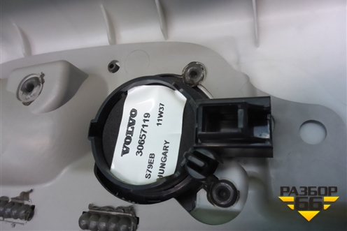 Обшивка двери задней правой под электрику (39812932) для Volvo S40 с 2004-2012г