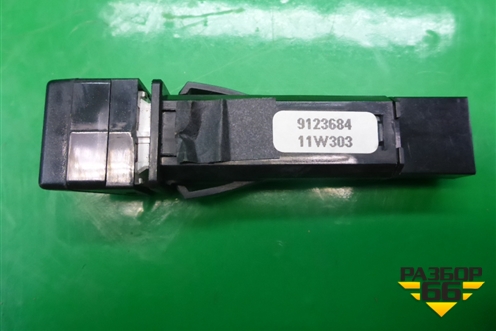 Кнопка аварийной сигнализации (9123684) для Volvo S40 с 2004-2012г