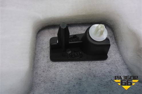Полка багажника (39800779) для Volvo S40 с 2004-2012г