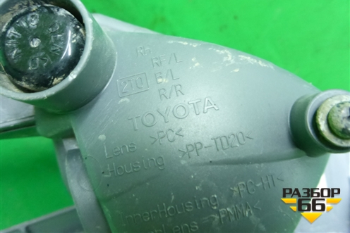 Фонарь в задний бампер правый (после 2015г) (8145742060) для Toyota Rav-4 с 2012-2019г