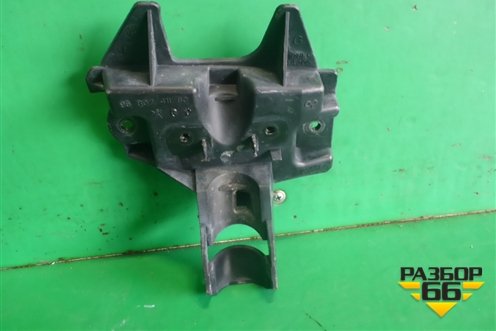 Кронштейн форсунки омывателя фары (9680741180) для Peugeot 308 с 2007-2014г