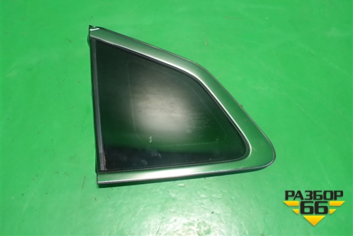 Стекло глухое левое (833134EA0A) для Nissan Qashqai (J11E) с 2013г