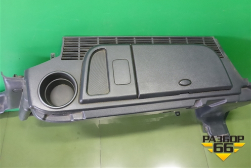 Обшивка багажника правая (нижняя) для Land Rover Discovery 3 с 2004-2009г