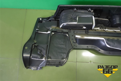 Обшивка багажника правая (нижняя) для Land Rover Discovery 3 с 2004-2009г