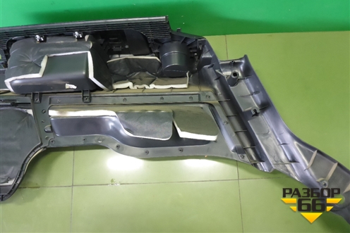 Обшивка багажника правая (нижняя) для Land Rover Discovery 3 с 2004-2009г