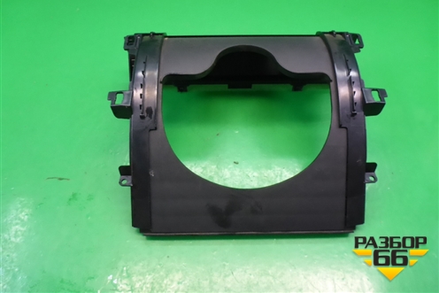 Кожух рулевой колонки (FAI500010) для Land Rover Discovery 3 с 2004-2009г