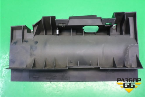 Кронштейн (бардачка) (FCL500260) для Land Rover Discovery 3 с 2004-2009г