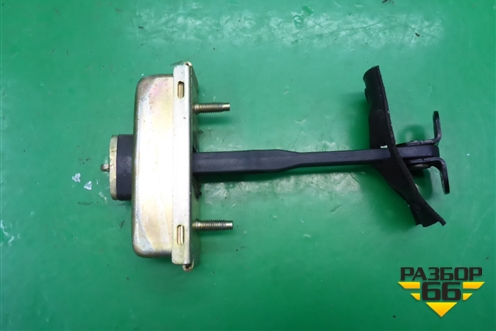 Ограничитель двери передней правой (BDH780051) для Land Rover Discovery 3 с 2004-2009г