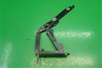 Петля капота левая (BKB780031) для Land Rover Discovery 3 с 2004-2009г