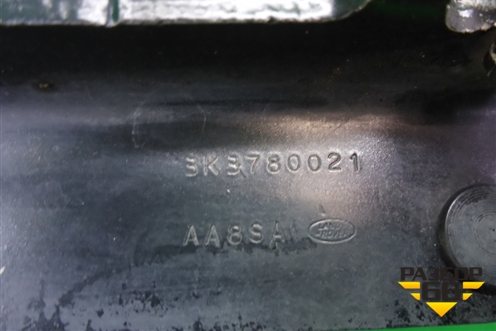 Петля капота правая (BKB780021) для Land Rover Discovery 3 с 2004-2009г