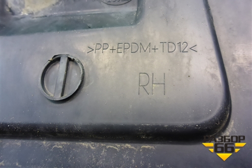 Накладка на порог наружная правая (передняя часть) для Land Rover Discovery 3 с 2004-2009г