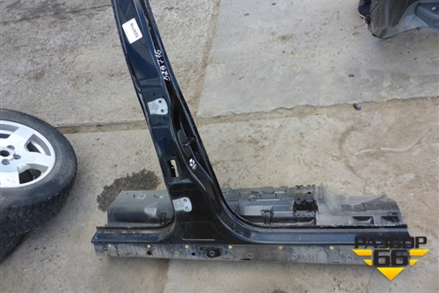 Порог со стойкой правый для Land Rover Discovery 3 с 2004-2009г