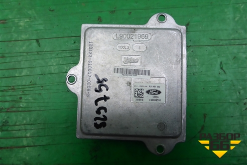 Блок управления фарой LED (GV4113B626) для Ford Kuga с 2012г