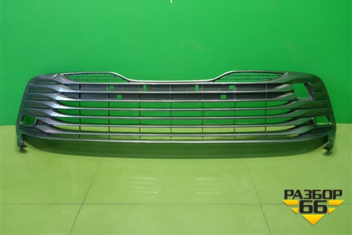 Решетка в передний бампер центральная (до 2020г) (5311333110) для Toyota Camry V70 с 2017г (Камри)