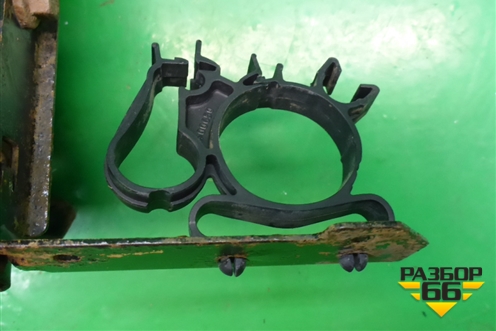 Кронштейн (компрессора подвески) для Land Rover Discovery 3 с 2004-2009г