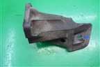 Кронштейн двигателя левый (2.7л 276DT) (KKU500580) для Land Rover Discovery 3 с 2004-2009г