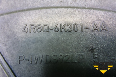 Крышка коленвала задняя (2.7л 276DT) (4R8Q6K301AA) для Land Rover Discovery 3 с 2004-2009г