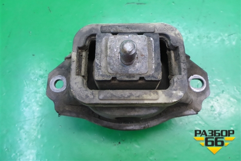 Опора двигателя (2.7л 276DT) (KKB500441G) для Land Rover Discovery 3 с 2004-2009г