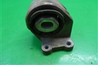 Опора КПП задняя для Land Rover Discovery 3 с 2004-2009г
