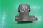 Опора КПП задняя для Land Rover Discovery 3 с 2004-2009г