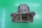 Опора КПП задняя для Land Rover Discovery 3 с 2004-2009г