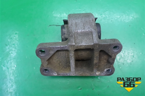 Опора КПП задняя для Land Rover Discovery 3 с 2004-2009г