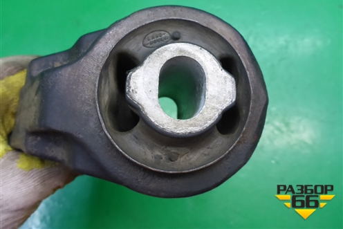 Опора переднего редуктора для Land Rover Discovery 3 с 2004-2009г