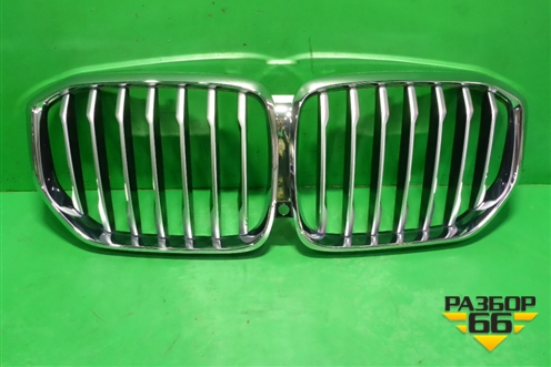 Решетка радиатора (под камеру) (20240006541) для BMW X5 G05 с 2018г