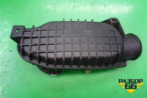 Воздуховод (4H2Q6K770BB) для Land Rover Discovery 3 с 2004-2009г
