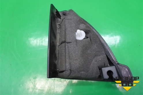 Накладка двери передней правой уголок (96984324) для Chevrolet Cruze c 2009-2015г