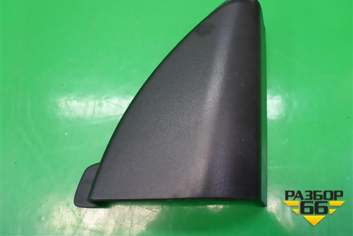 Накладка двери передней правой уголок (96984324) для Chevrolet Cruze c 2009-2015г