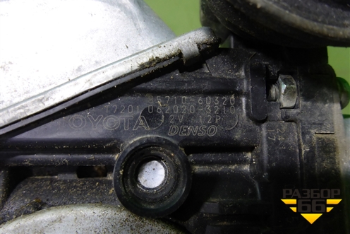 Стеклоподъёмник электрический передний правый (8571060320) для Toyota Land Cruiser (200) с 2008г