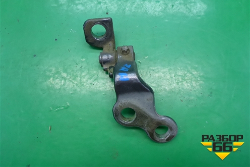 Петля двери задней правой нижняя (XS4AA26800BB) для Ford Focus 1 с 1998-2004г