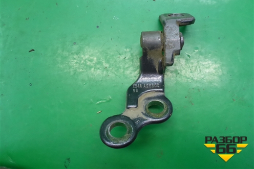 Петля двери задней правой нижняя (XS4AA26800BB) для Ford Focus 1 с 1998-2004г