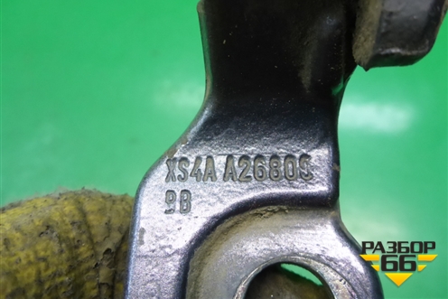 Петля двери задней правой нижняя (XS4AA26800BB) для Ford Focus 1 с 1998-2004г