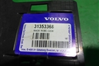 Кронштейн форсунки омывателя фары (левый новый) (31353368) для Volvo XC90 с 2015г