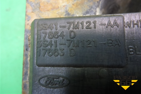 Опора КПП левая (АКПП 2.0л) (3S417M121AA) для Ford Focus 1 с 1998-2004г