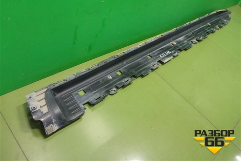 Накладка подножки правой (5170160120) для Toyota Land Cruiser (200) с 2008г