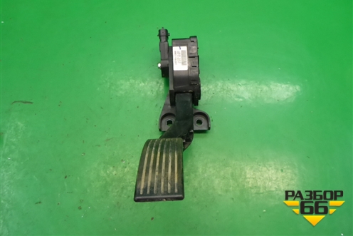 Педаль газа электронная (327261J500) для Hyundai Solaris с 2010-2016г
