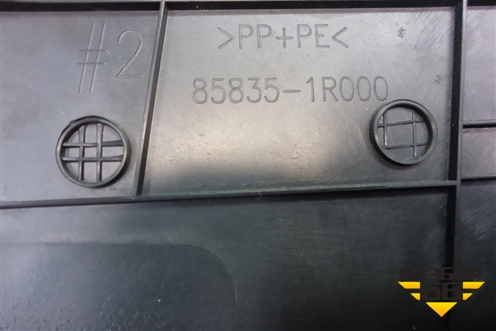 Обшивка стойки центральная нижняя левая (858351R000) для Hyundai Solaris с 2010-2016г